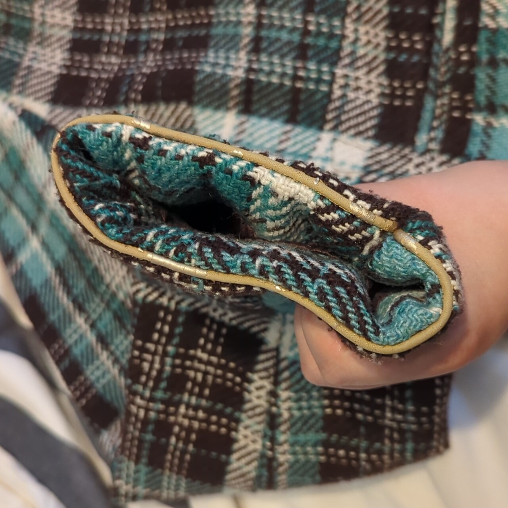 LAST CALL! Coco & Tashi Plaid Women's Jacket with Embroidered Crest - Picture 14 of 14